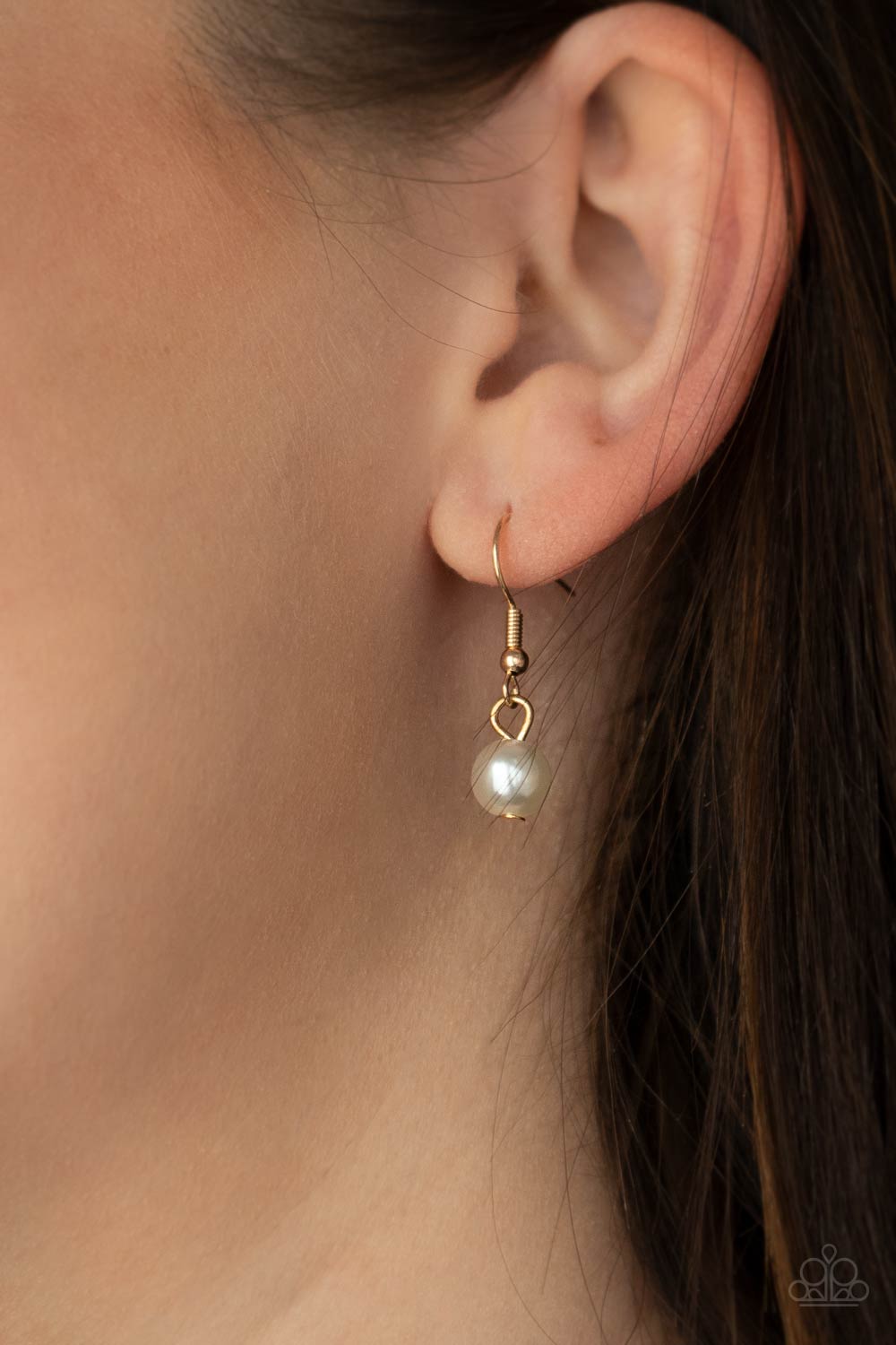 Paparazzi ♥ COUNTESS Me In - Gold ♥  Necklace