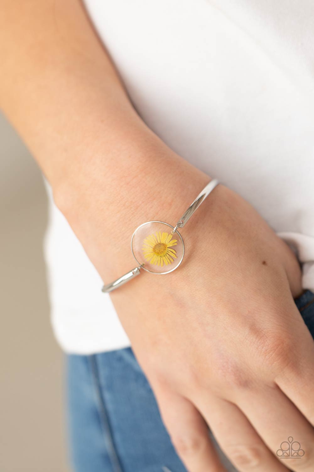 Paparazzi ♥ Cottage Season - Yellow ♥  Bracelet