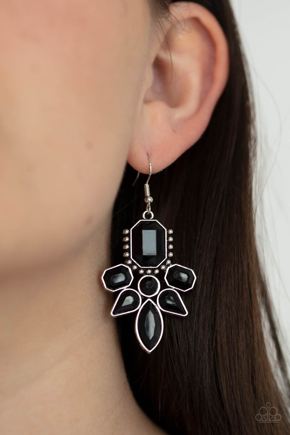 Paparazzi ♥ Vacay Vixen - Black ♥  Earrings