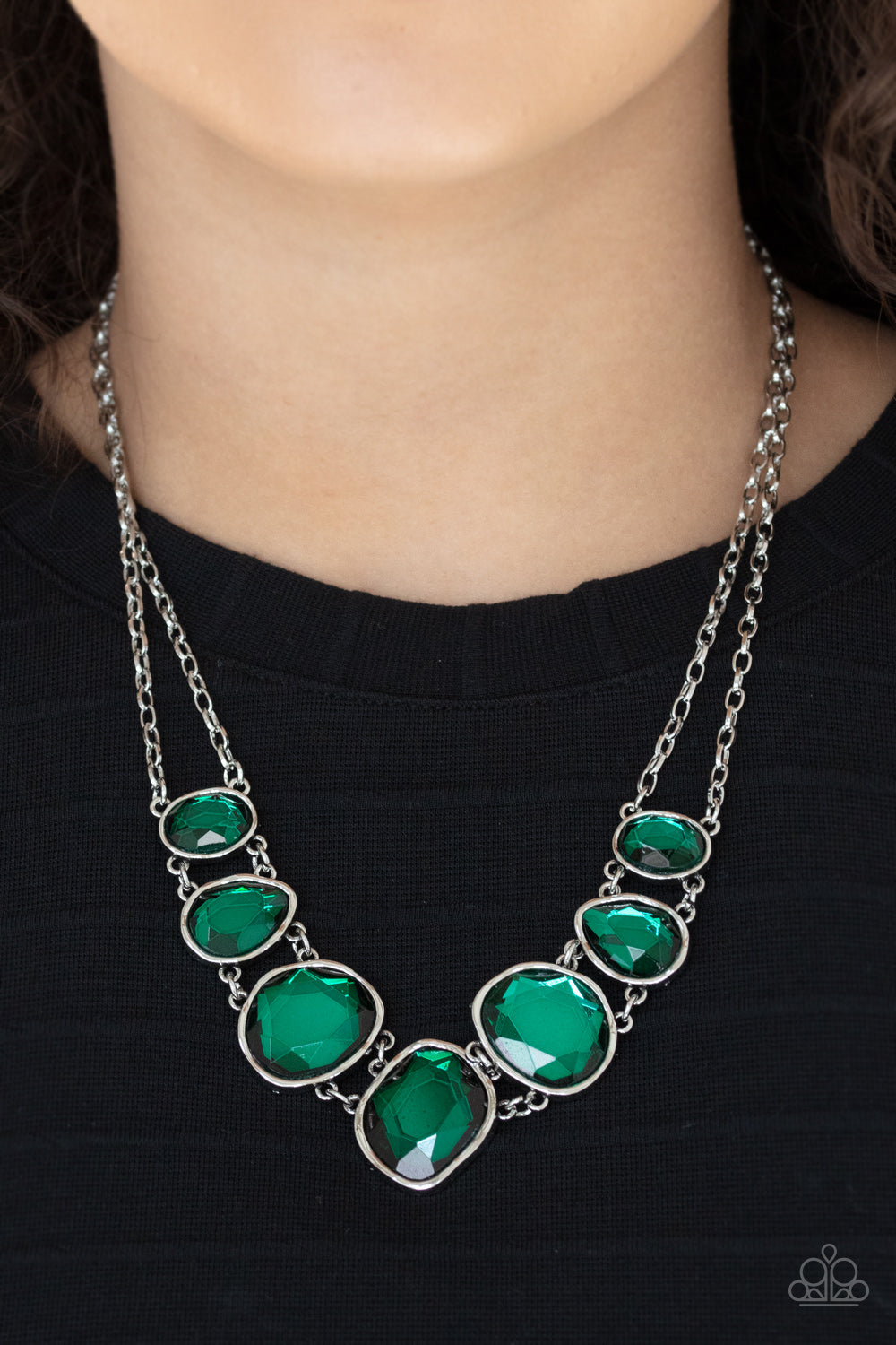 Paparazzi ♥ Absolute Admiration - Green ♥  Necklace