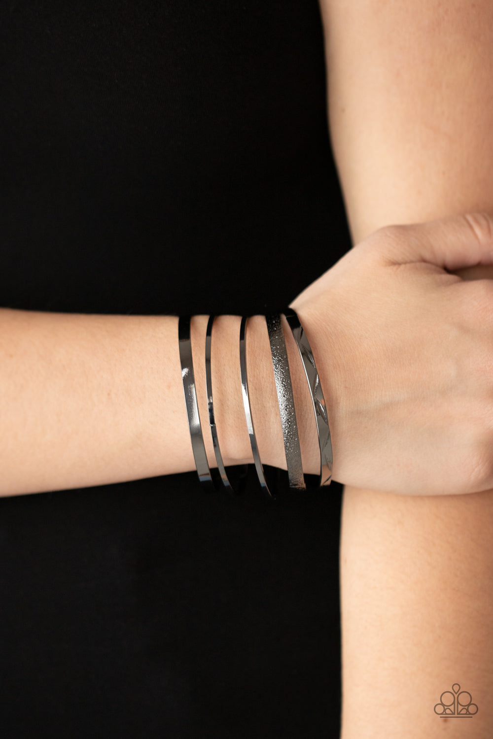 Paparazzi ♥ Stackable Style - Black ♥  Bracelet
