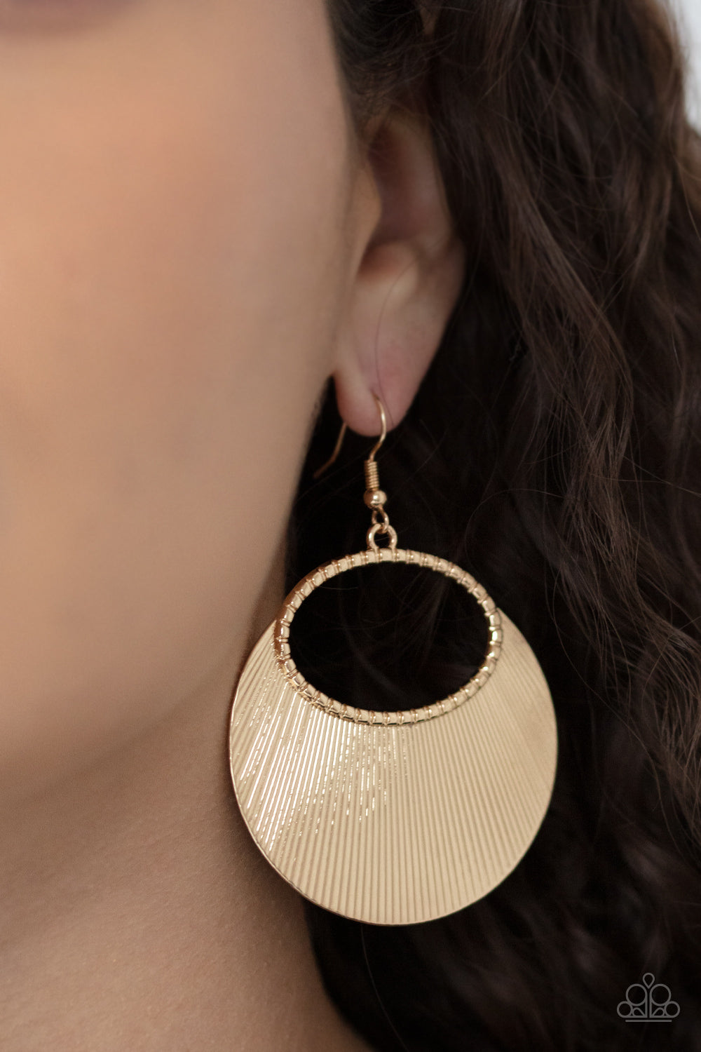 Paparazzi ♥ Fan Girl Glam - Gold ♥  Earrings