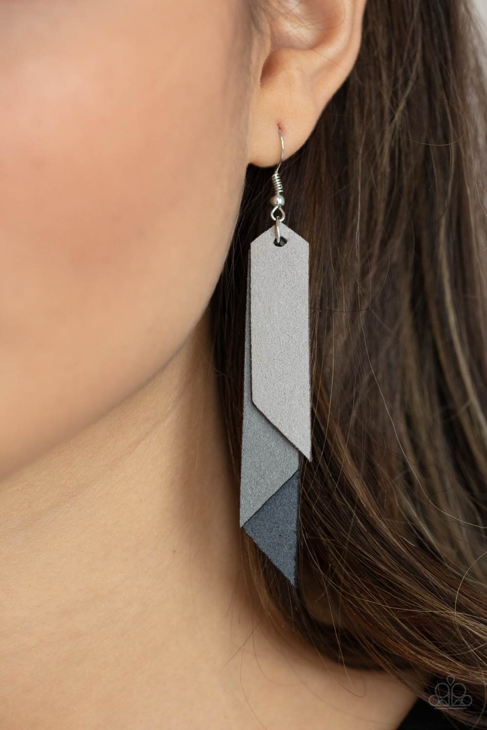 Paparazzi ♥ Suede Shade - Silver ♥  Earrings