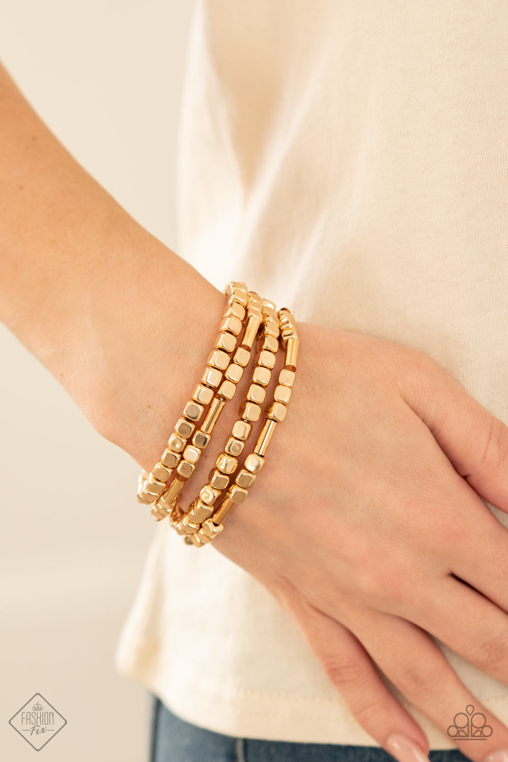 Paparazzi ♥ Metro Materials - Gold ♥  Bracelet