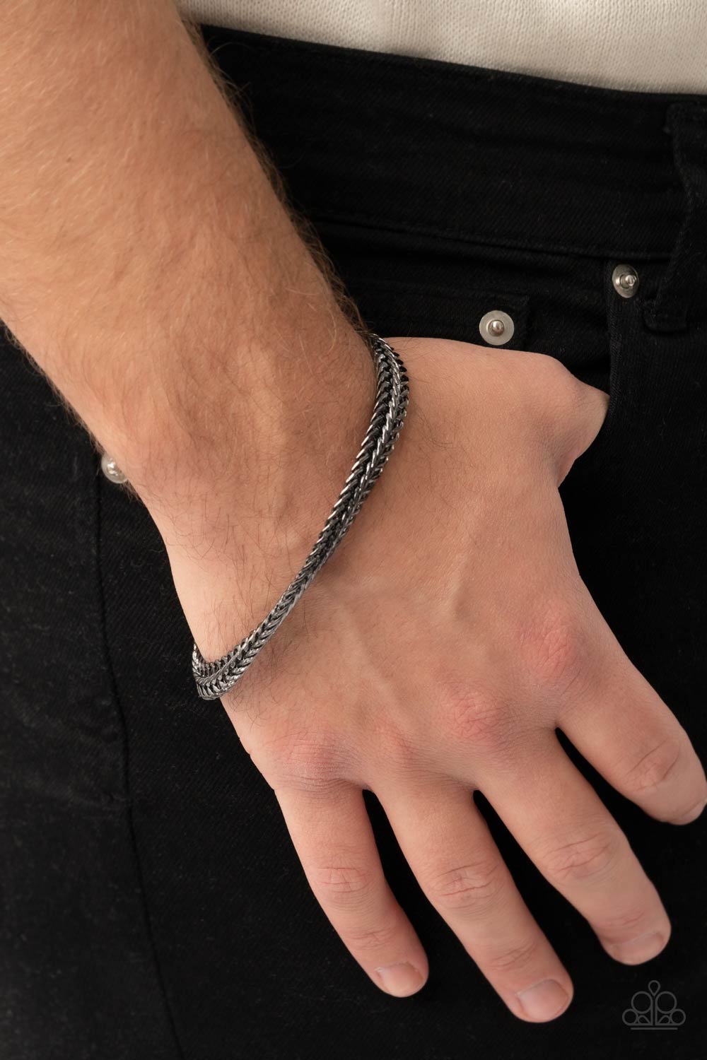 Paparazzi ♥ Extraordinary Edge - Black ♥  Mens Bracelet