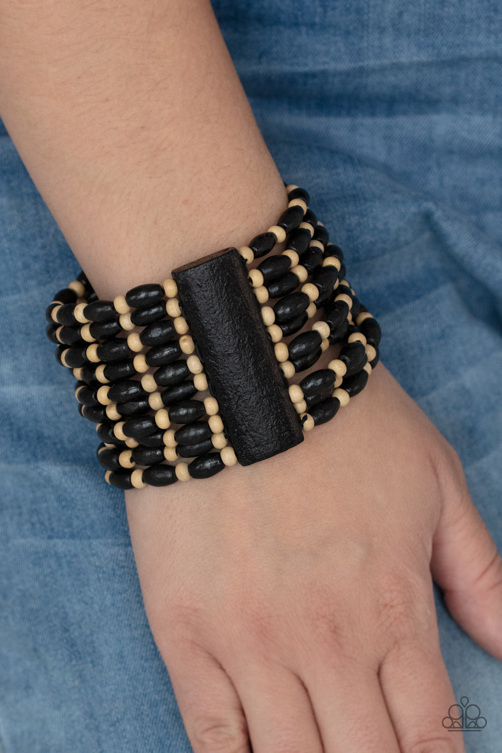 Paparazzi ♥ Cayman Carnival - Black ♥  Bracelet