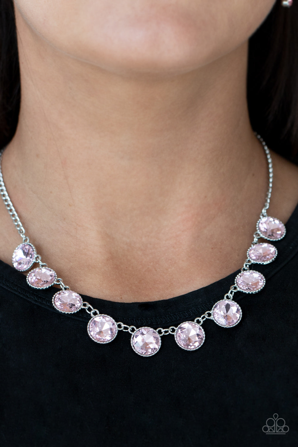 Paparazzi ♥ Mystical Majesty - Pink ♥  Necklace