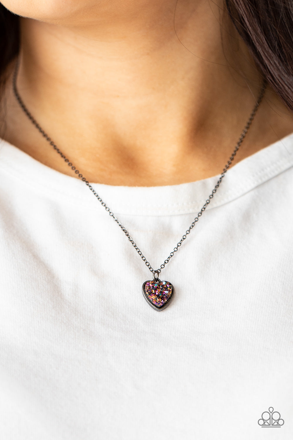 Paparazzi ♥ Pitter-Patter, Goes My Heart - Purple ♥  Necklace