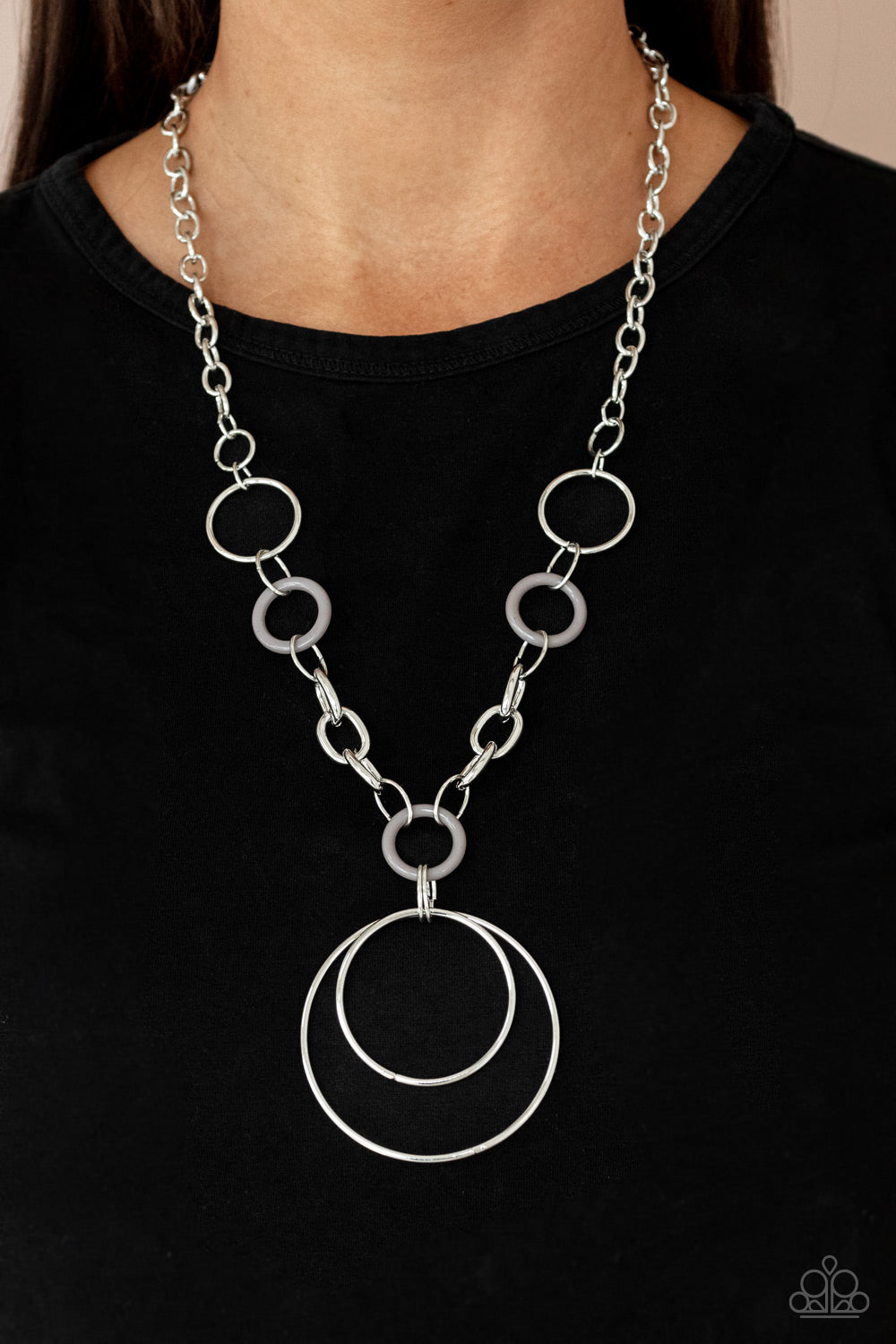 Paparazzi ♥ HOOP du Jour - Silver ♥  Necklace