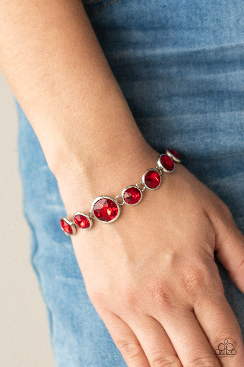Paparazzi ♥ Lustrous Luminosity - Red ♥  Bracelet