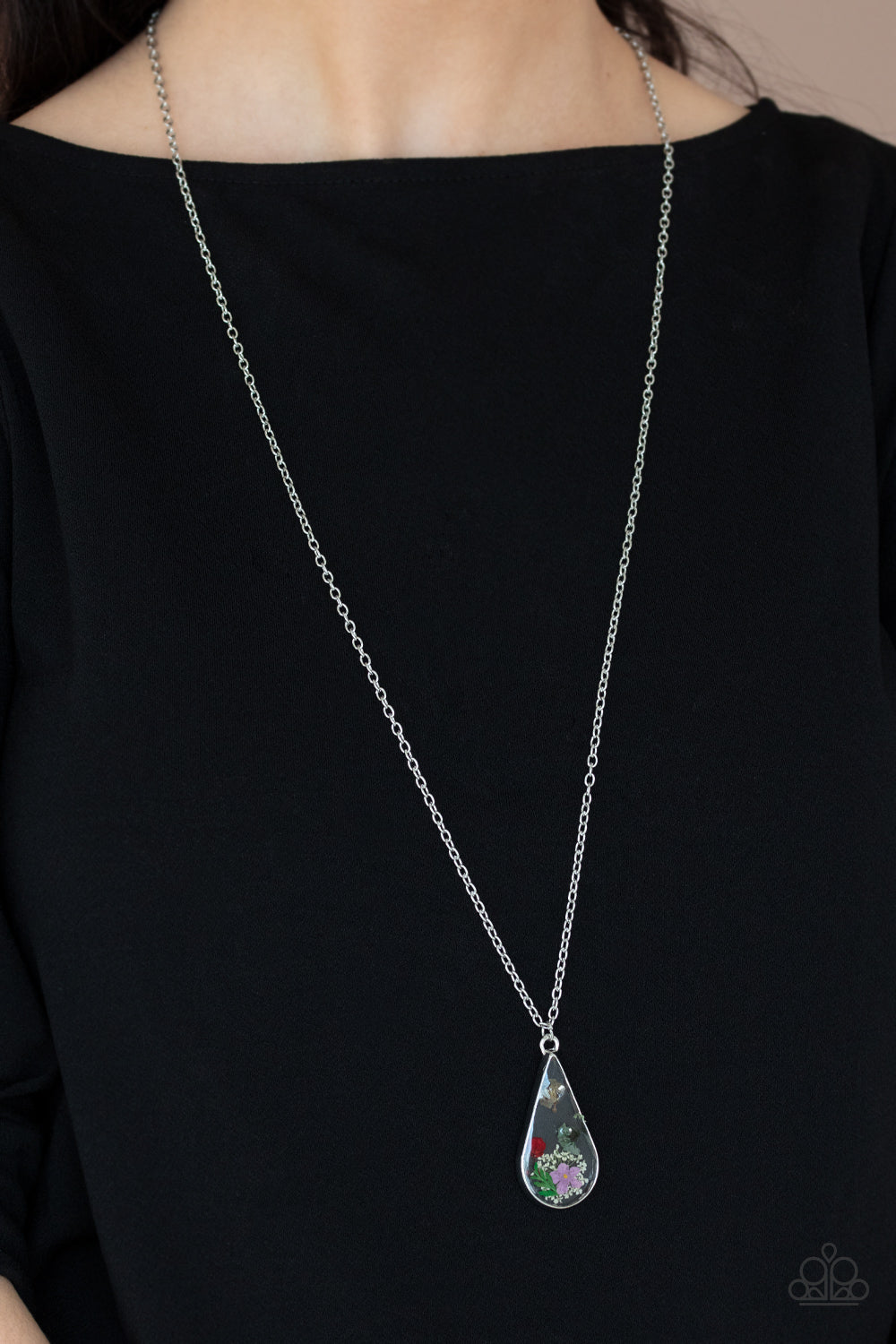 Paparazzi ♥ Pop Goes the Perennial - Purple ♥  Necklace