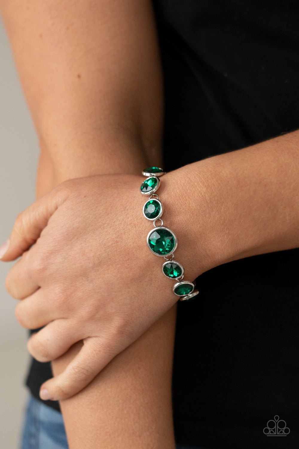 Paparazzi ♥ Lustrous Luminosity - Green ♥  Bracelet