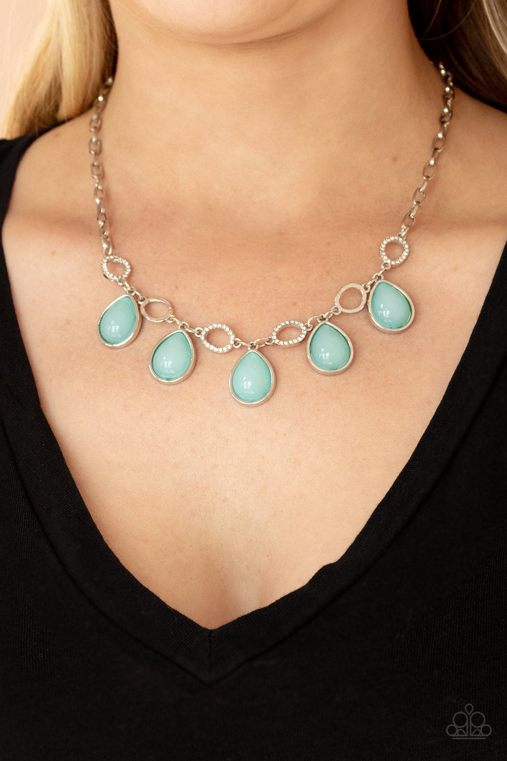 Paparazzi ♥ Majestically Mystic - Blue ♥  Necklace