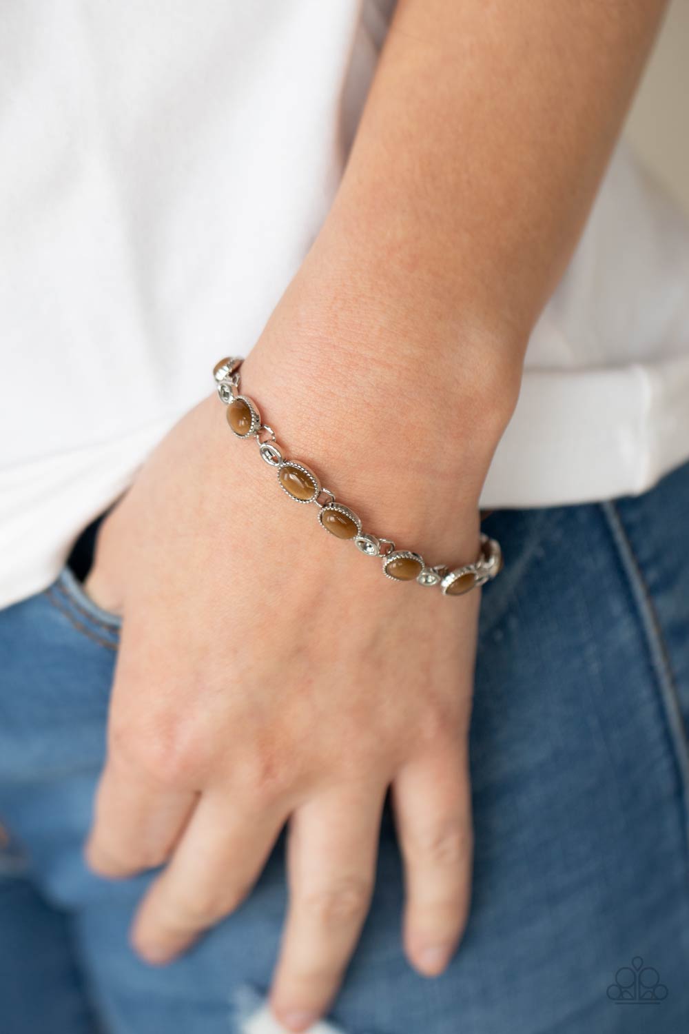 Paparazzi ♥ Blissfully Beaming - Brown ♥  Bracelet