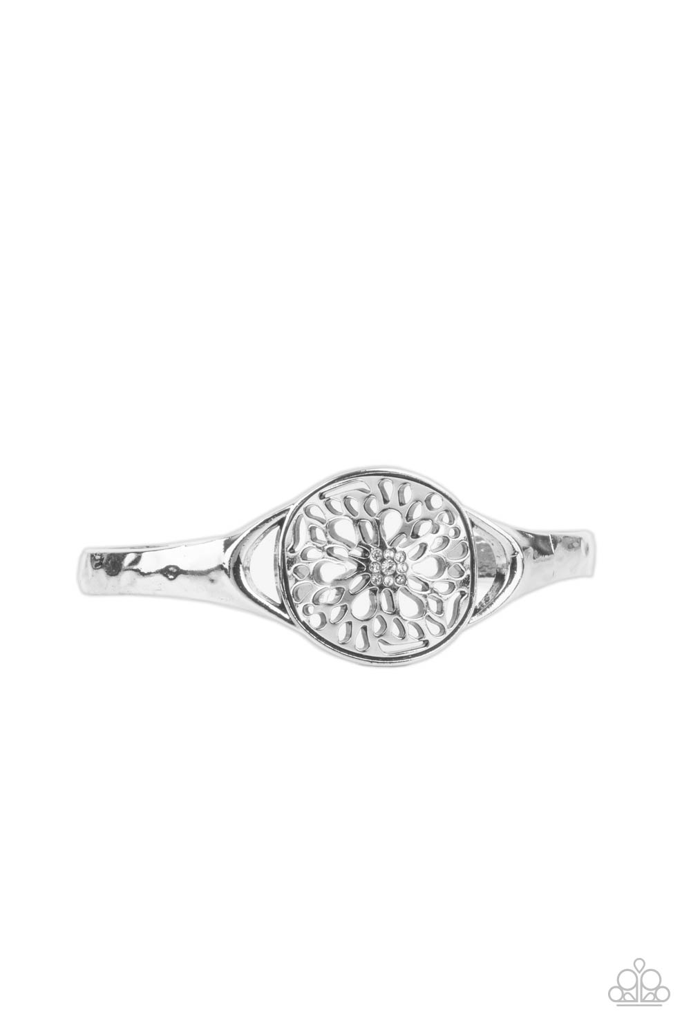 modern-meadow-white-p9wh-wtxx-202xx