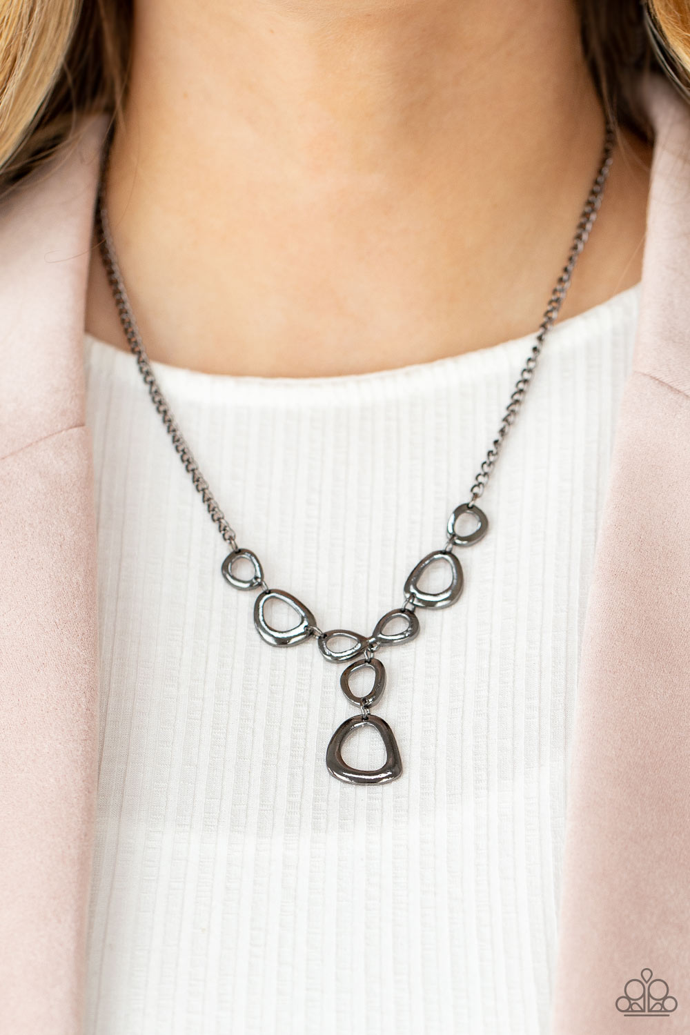 Paparazzi ♥ So Mod - Black ♥  Necklace