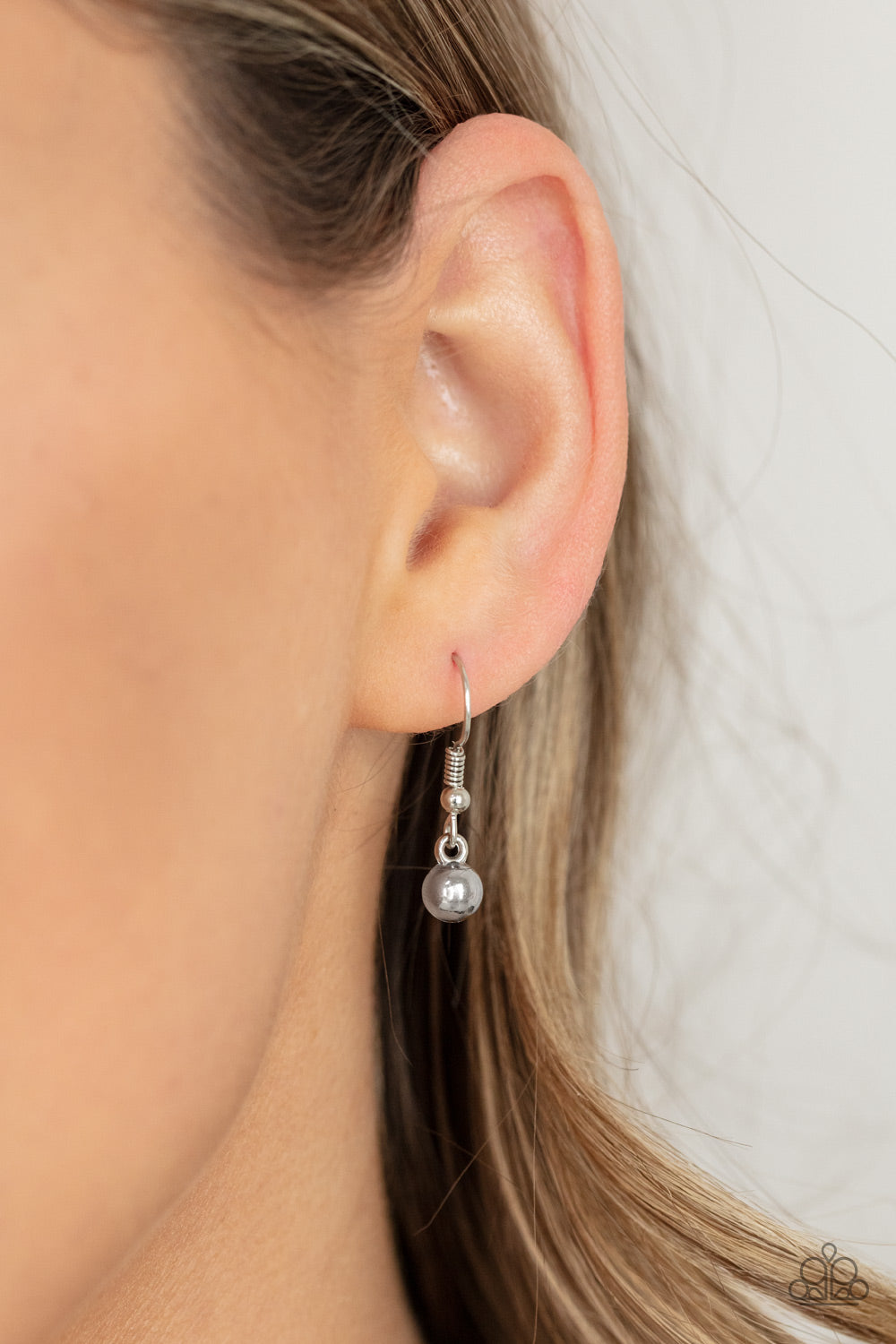 Paparazzi ♥ Heart Full of Fancy - White ♥  Necklace