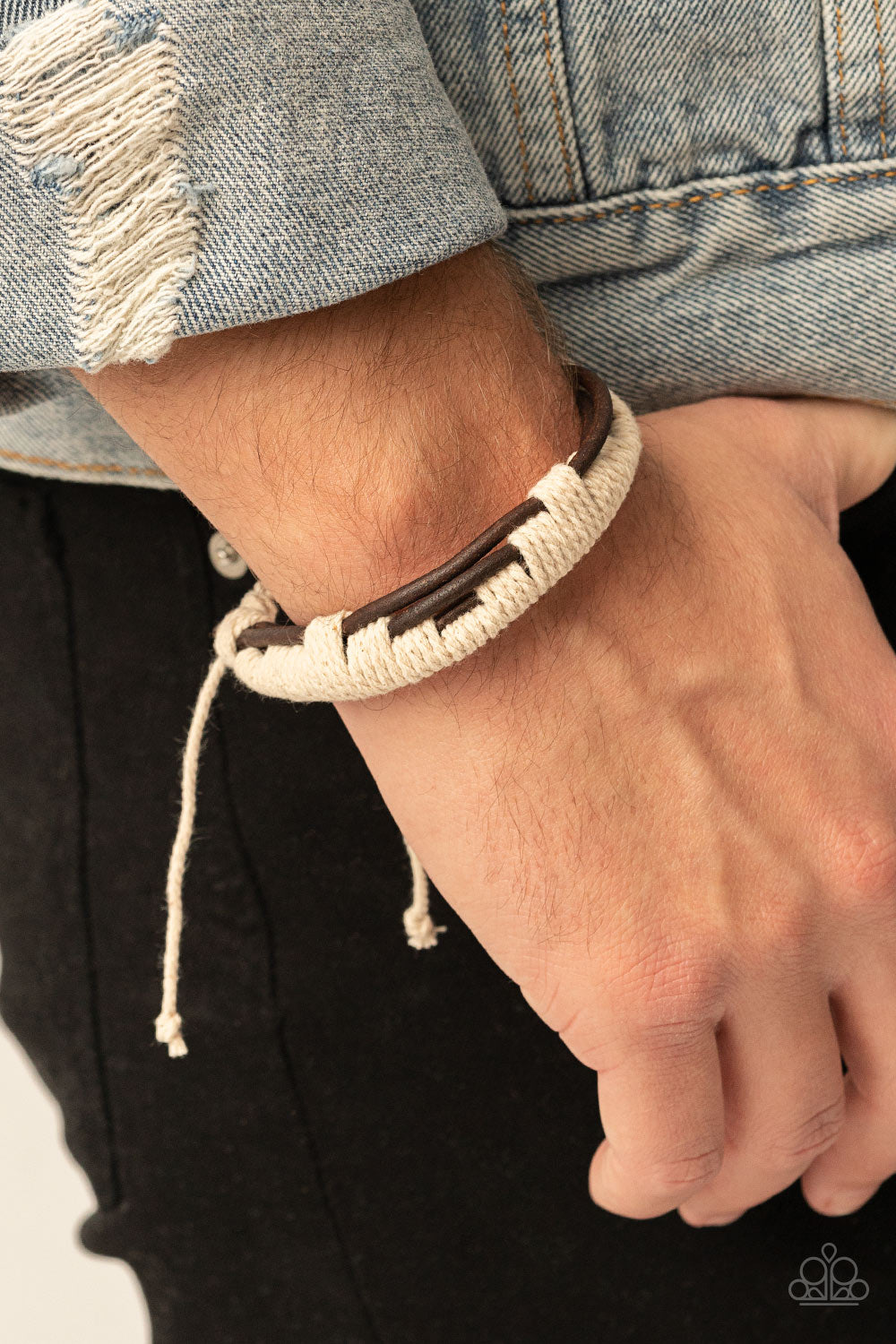 Paparazzi ♥ Nautical Distance - Brown ♥  Bracelet