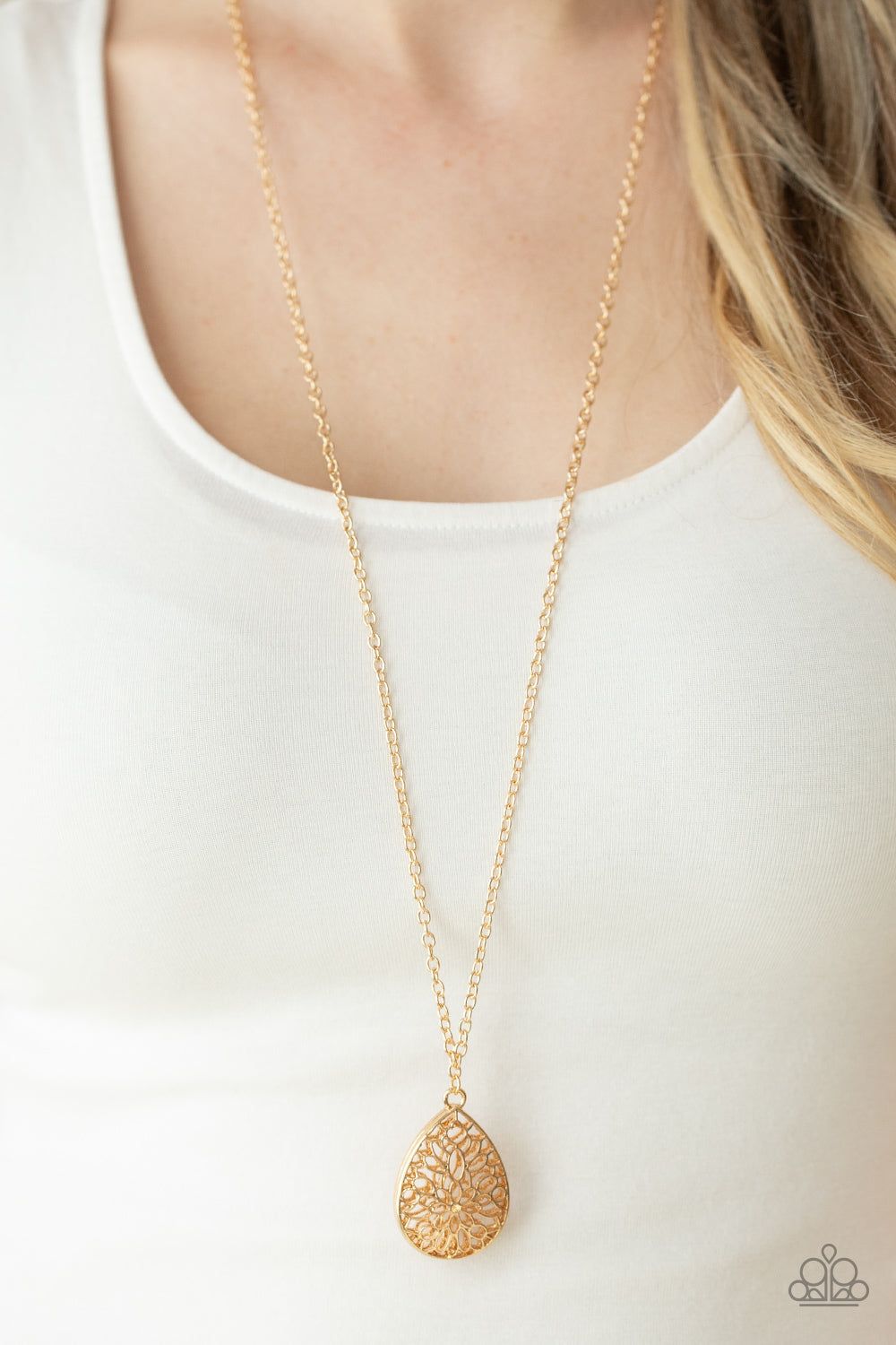Paparazzi ♥ Garden Estate - Gold ♥  Necklace