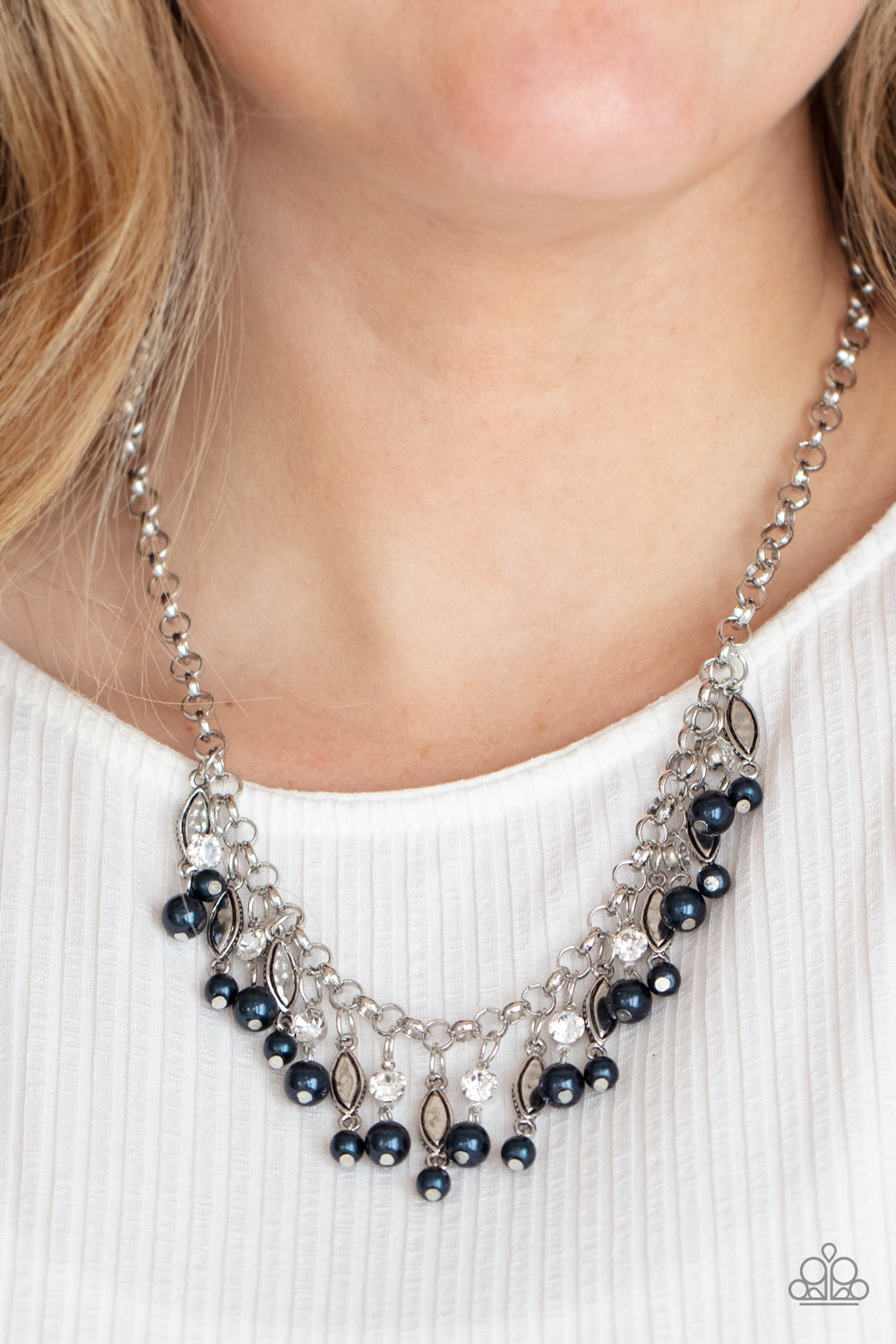 Paparazzi ♥ Cosmopolitan Couture - Blue ♥  Necklace