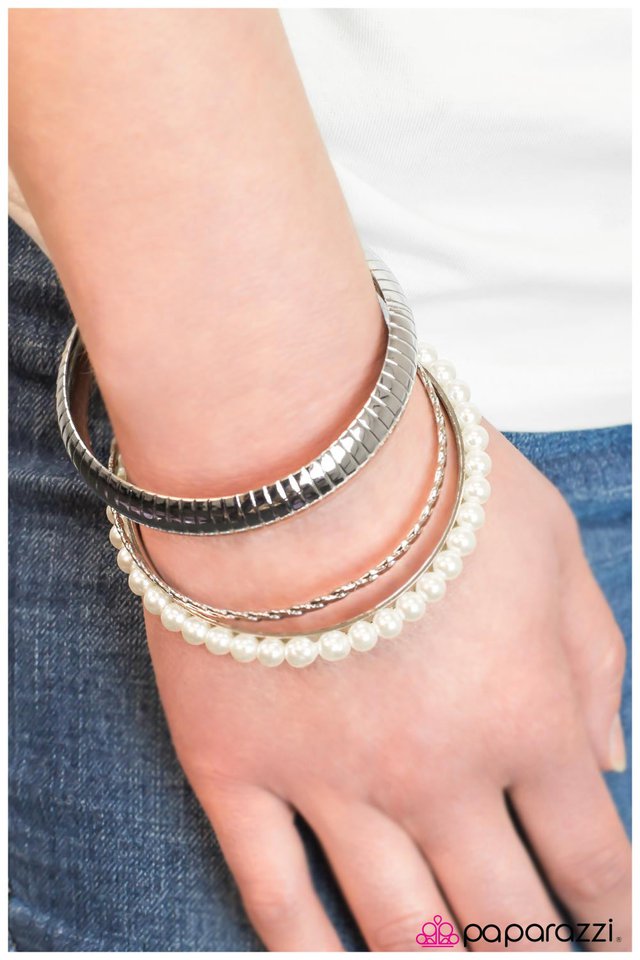 crazy-little-thing-called-love-p2re-wtxx-024xx-1