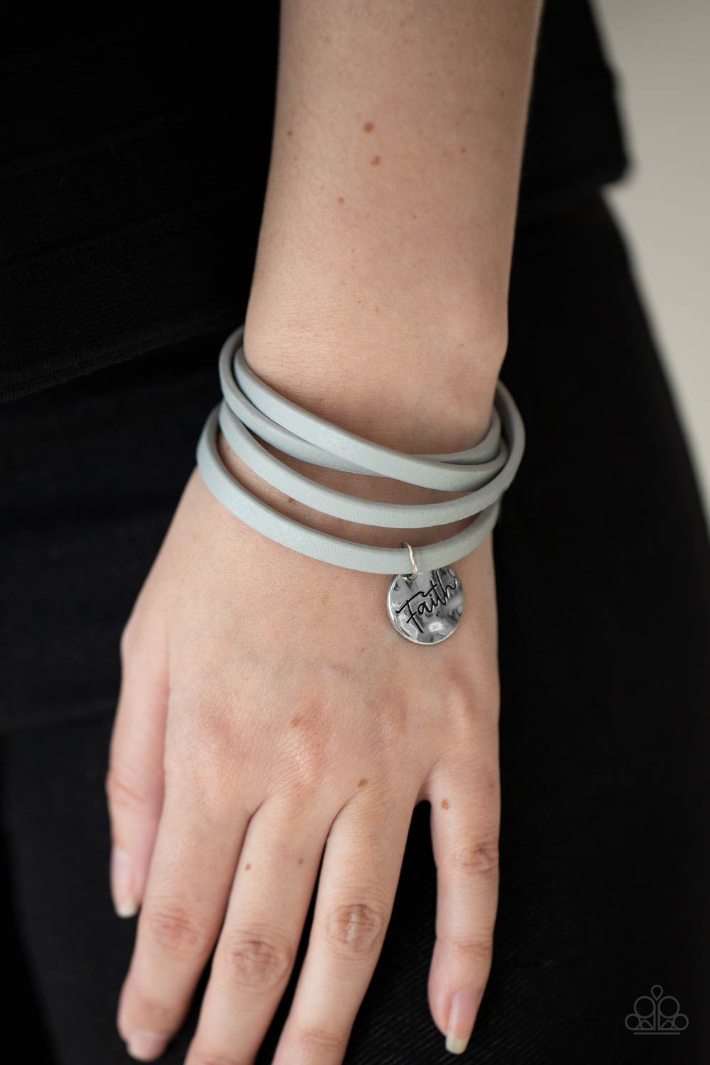 Paparazzi ♥ Wonderfully Worded - Silver ♥  Bracelet