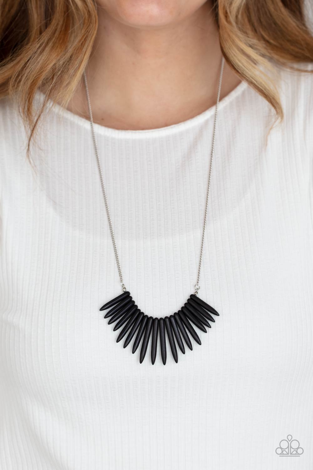 Paparazzi ♥ Exotic Edge - Black ♥  Necklace