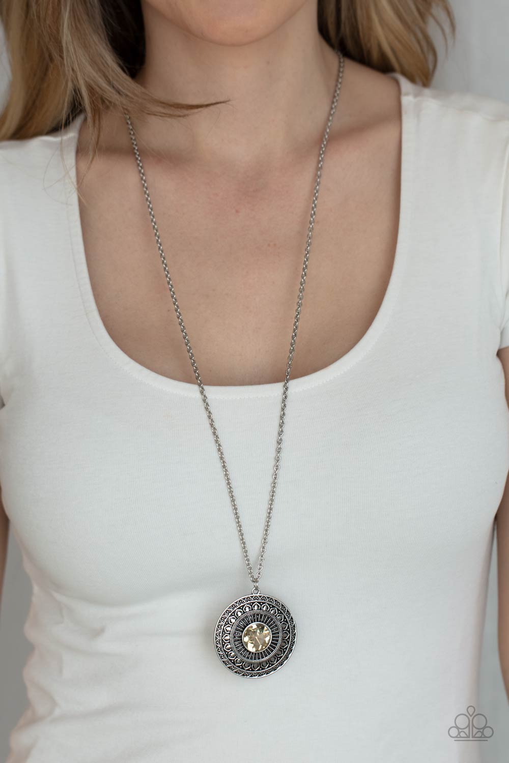 Paparazzi ♥ Aztec Apex - Brown ♥  Necklace