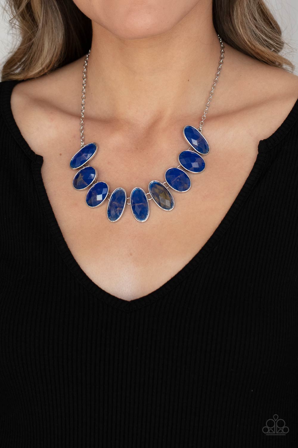 Paparazzi ♥ Elliptical Episode - Blue ♥  Necklace