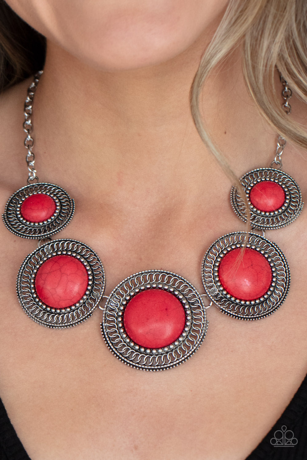 Paparazzi ♥ She Went West - Red ♥  Necklace