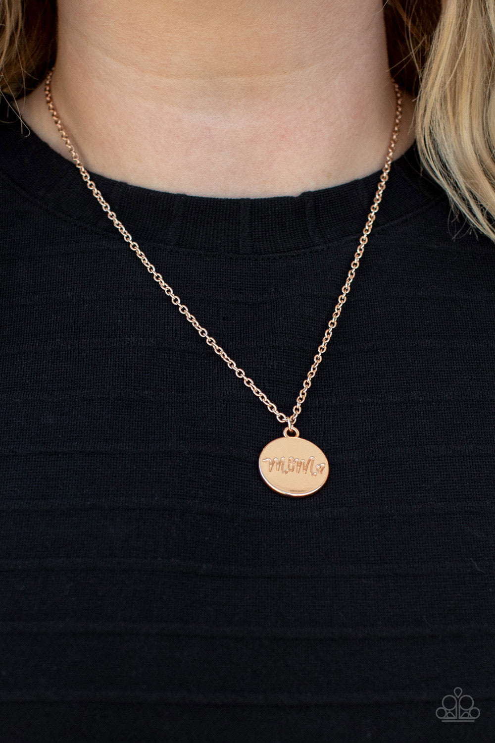 Paparazzi ♥ The Cool Mom - Rose Gold ♥  Necklace
