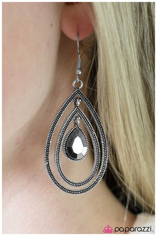 cry-me-a-river-p5re-svxx-024xx