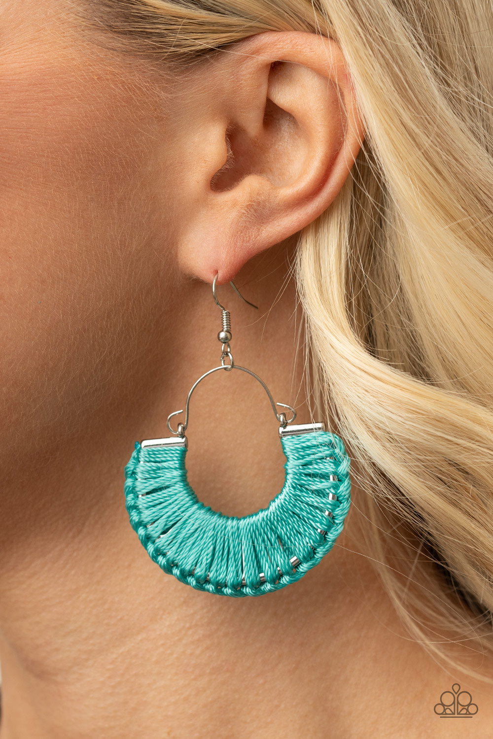 Paparazzi ♥ Threadbare Beauty - Blue ♥  Earrings