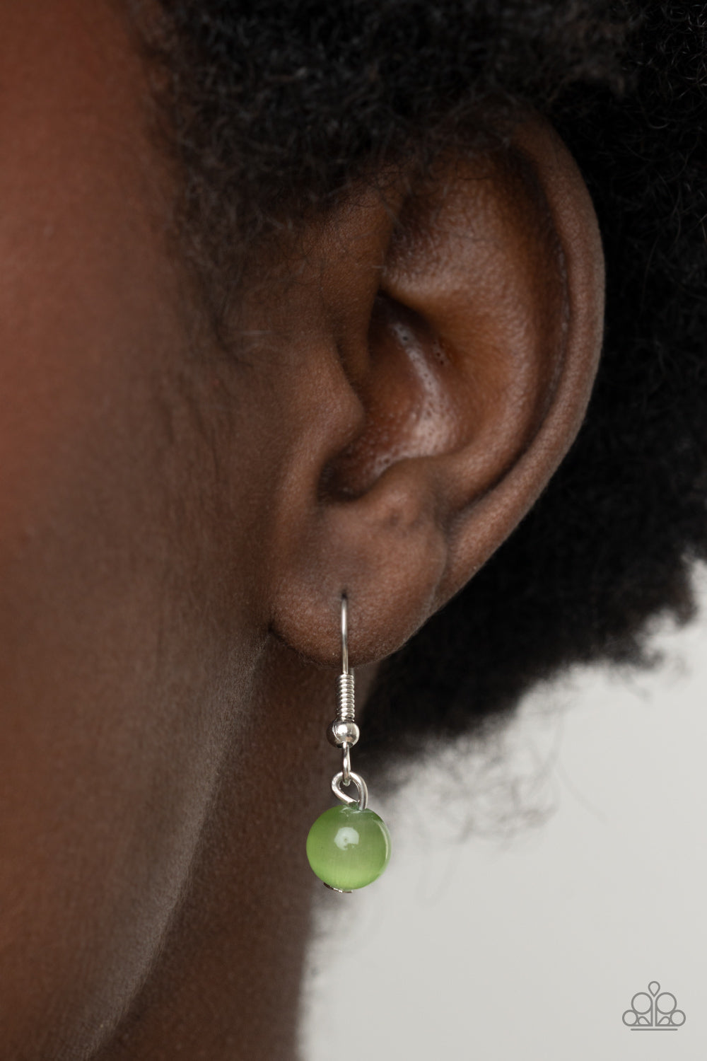 Paparazzi ♥ Ethereally Elemental - Green ♥  Necklace