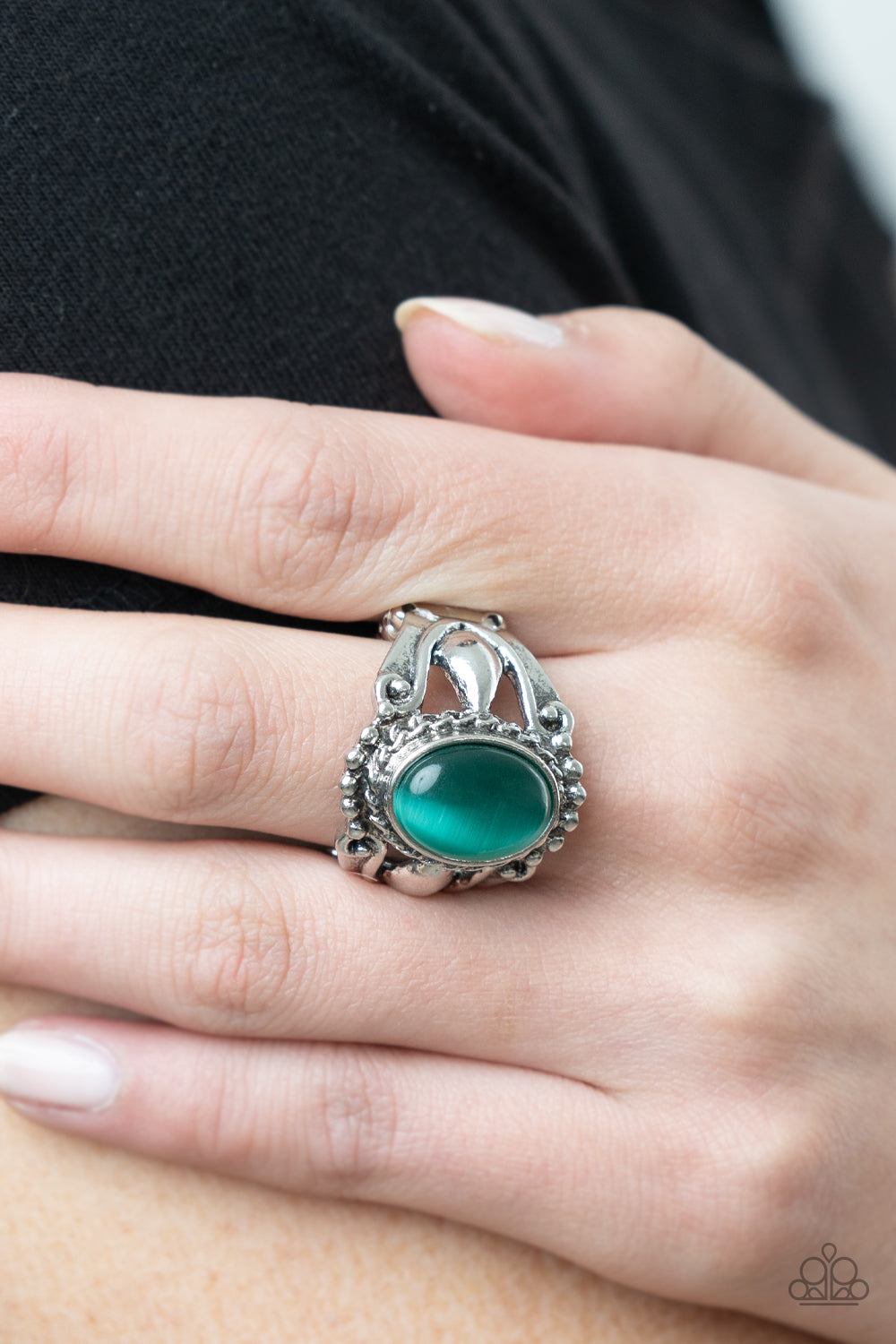 Paparazzi ♥ Jubilant Gem - Green ♥  Ring