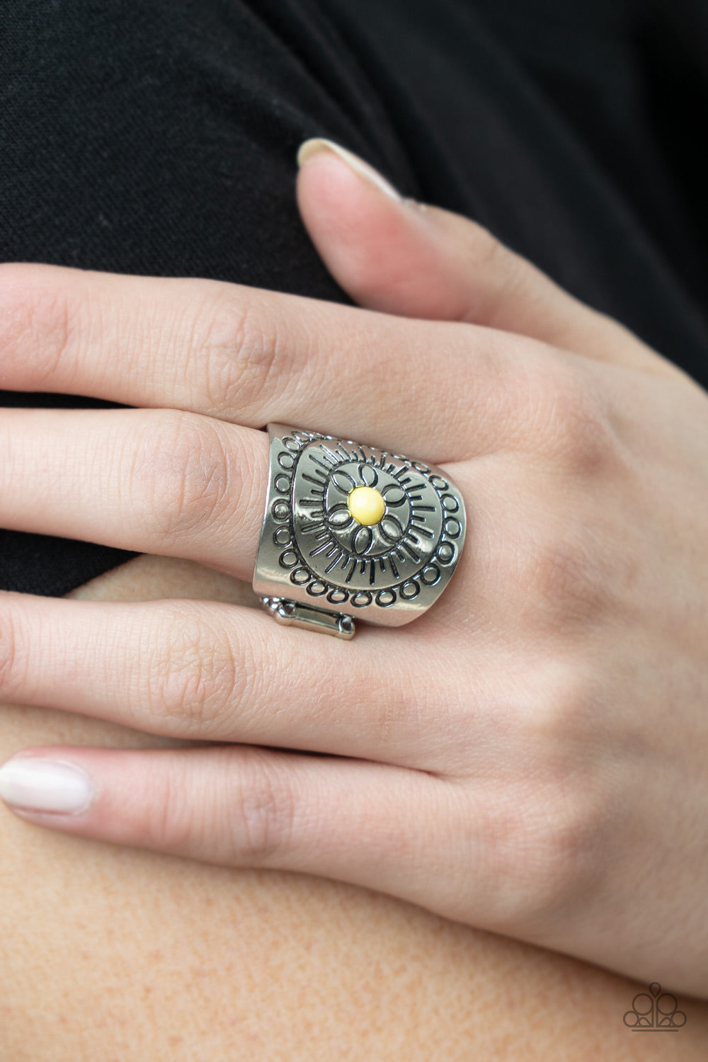 Paparazzi ♥ Radiating Whimsy - Yellow ♥  Ring
