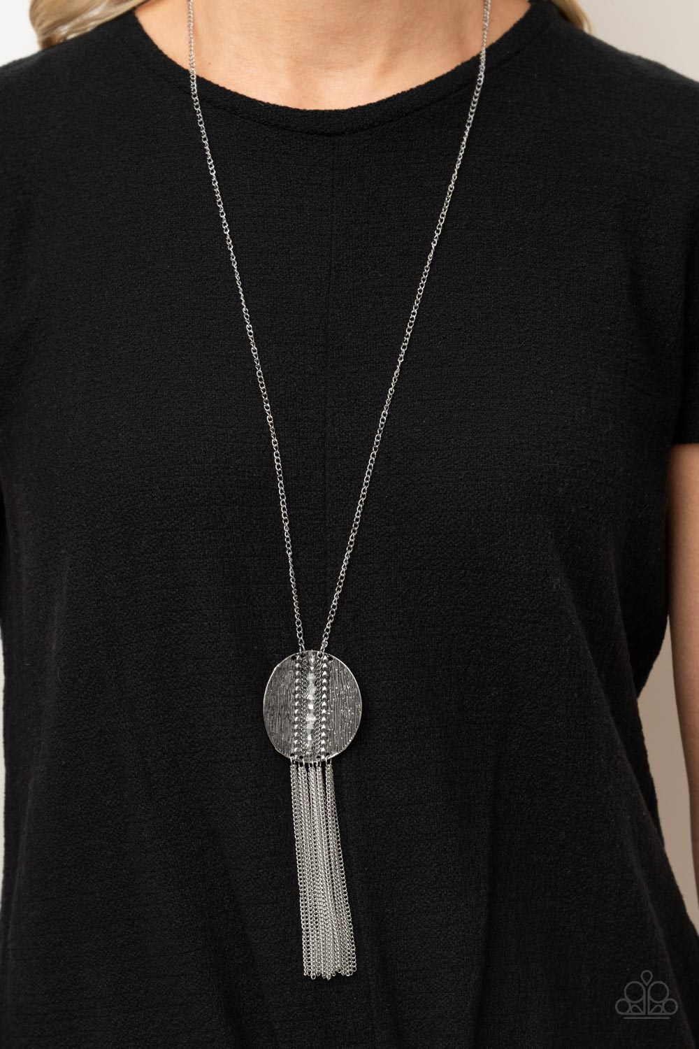Paparazzi ♥ Radical Refinery - Silver ♥  Necklace