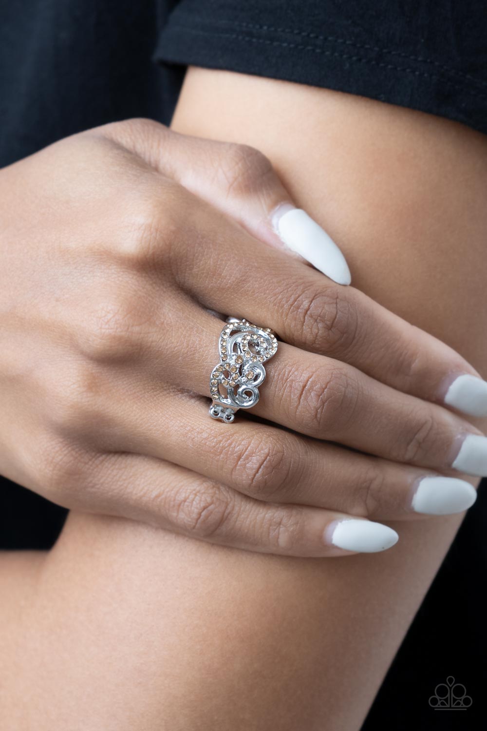 Paparazzi ♥ Melodic Motion - Brown ♥  Ring