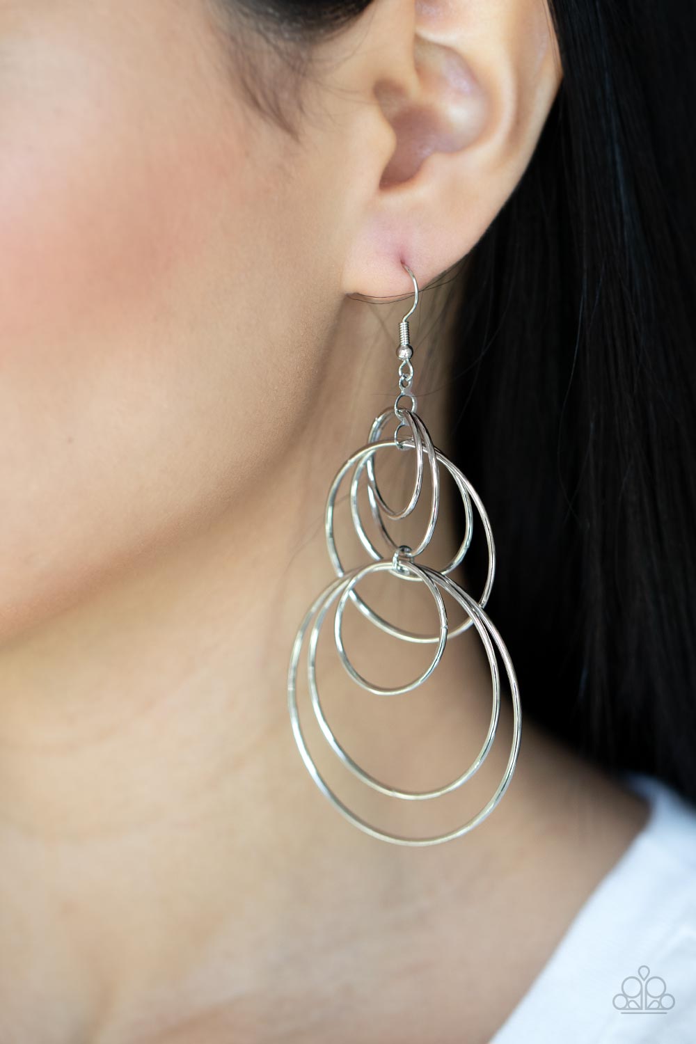 Paparazzi ♥ I Feel Dizzy - Silver ♥  Earrings