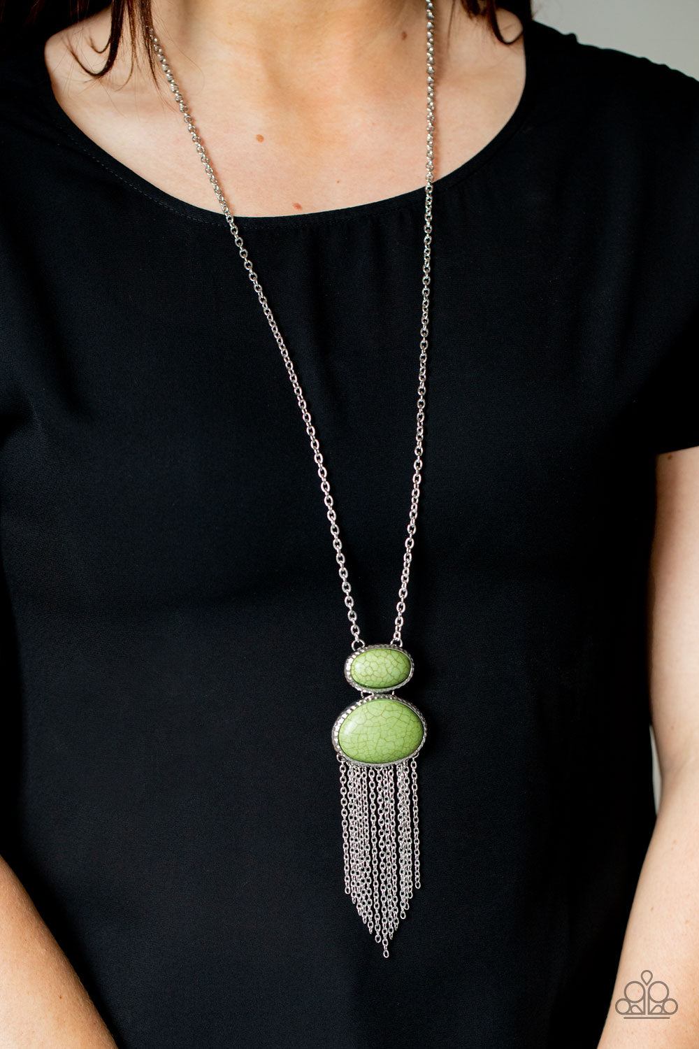 Paparazzi ♥ Meet Me At Sunset - Green ♥  Necklace