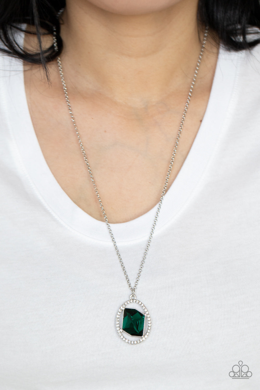 Paparazzi ♥ Undiluted Dazzle - Green ♥  Necklace