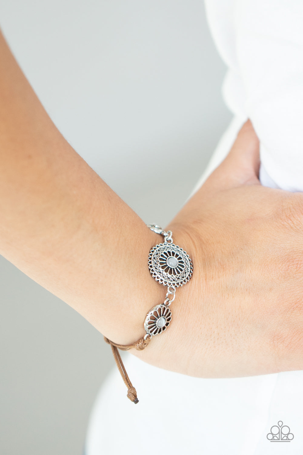 Paparazzi ♥ Bohemian Botany - White ♥  Bracelet