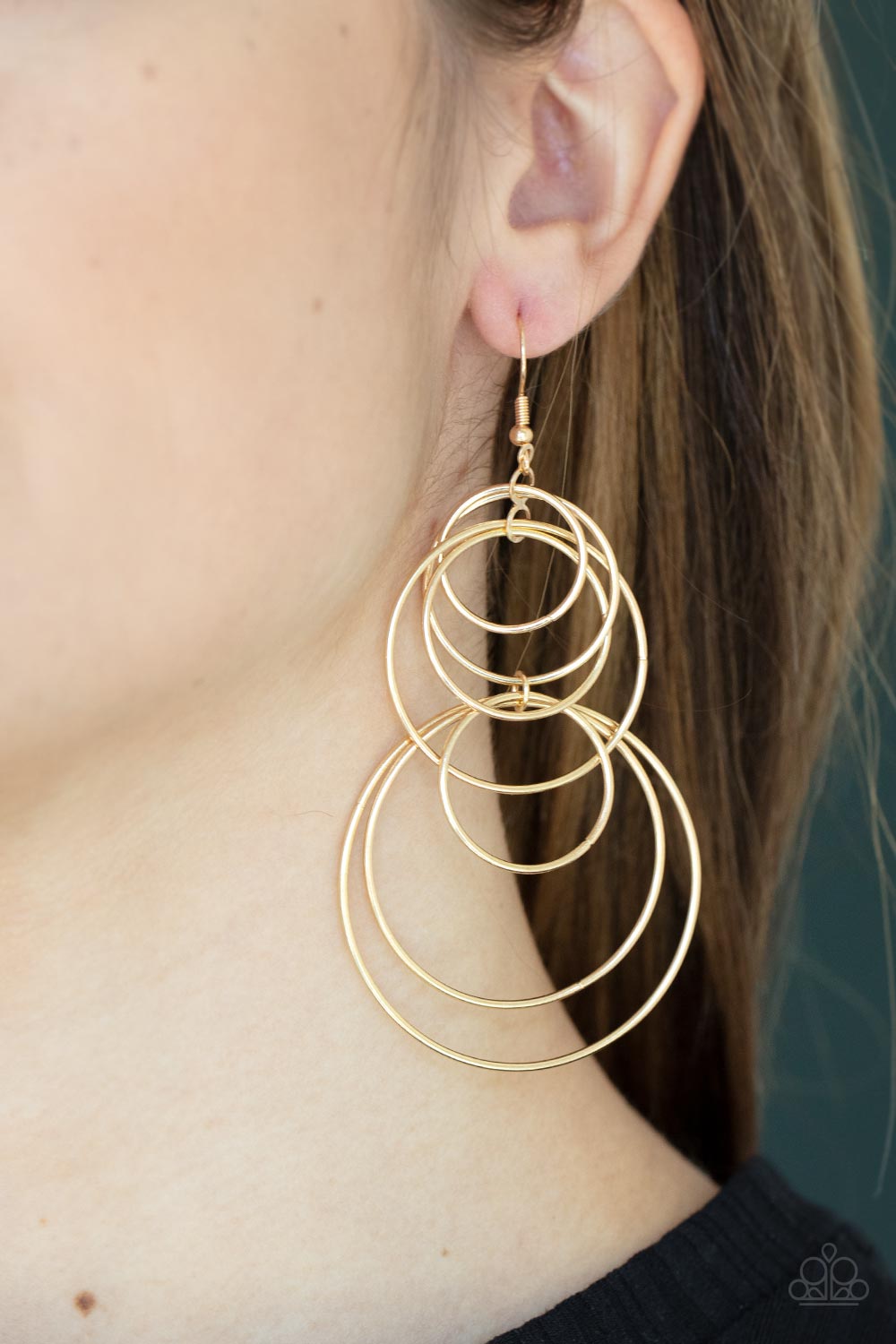 Paparazzi ♥ I Feel Dizzy - Gold ♥  Earrings