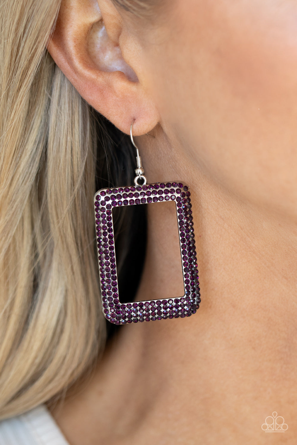 Paparazzi ♥ World FRAME-ous - Purple ♥  Earrings