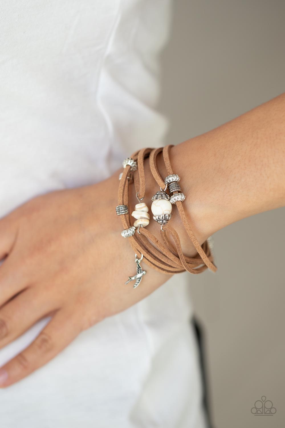 Paparazzi ♥ Canyon Flight - White ♥  Bracelet