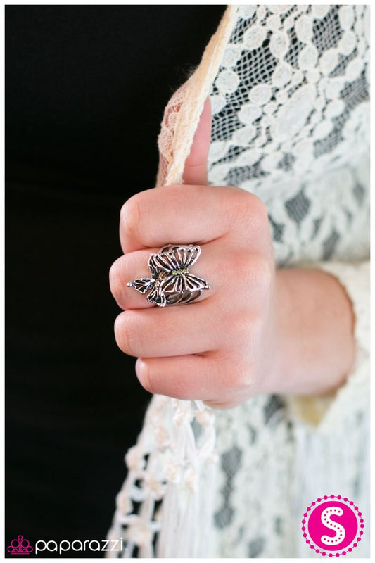 wind-beneath-my-wings-green-p4wh-grxx-035xx