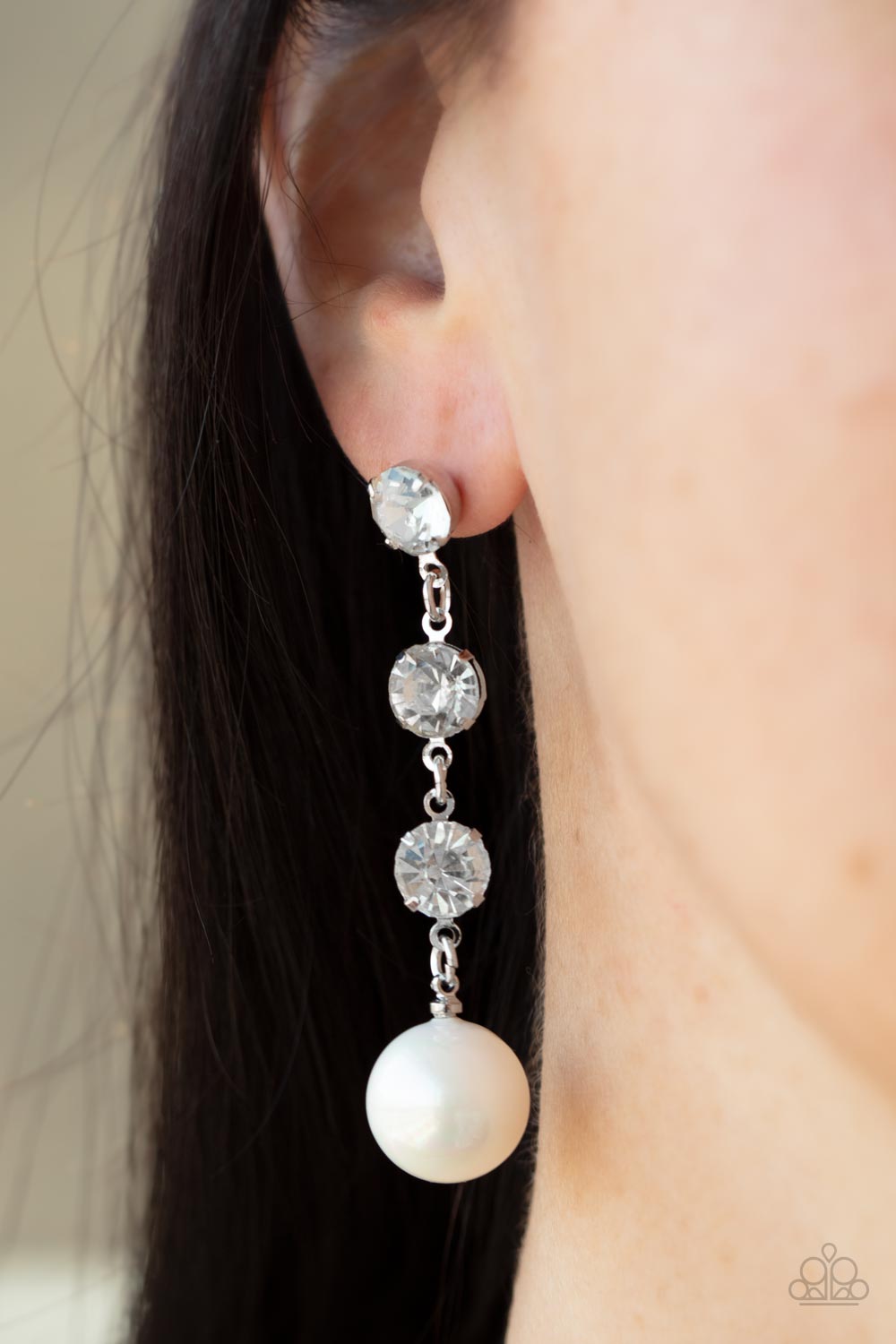 Paparazzi ♥ Yacht Scene - White ♥  Post Earrings