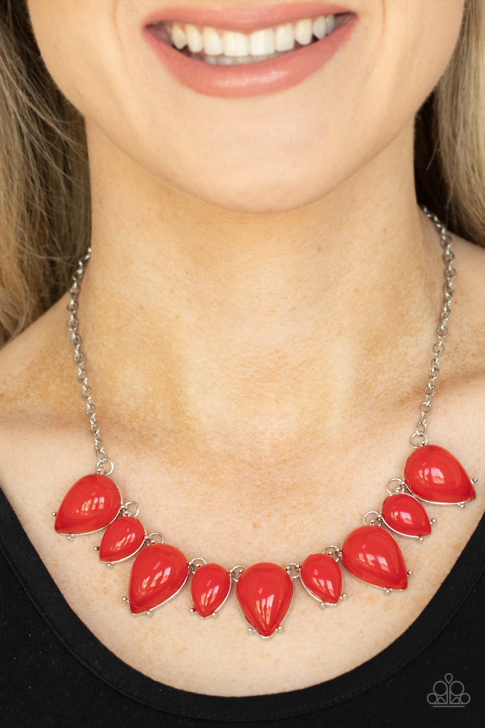 Paparazzi ♥ Pampered Poolside - Red ♥  Necklace
