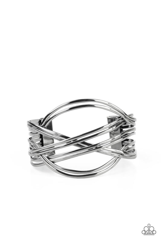 hautely-hammered-black-p9in-bkxx-103xx