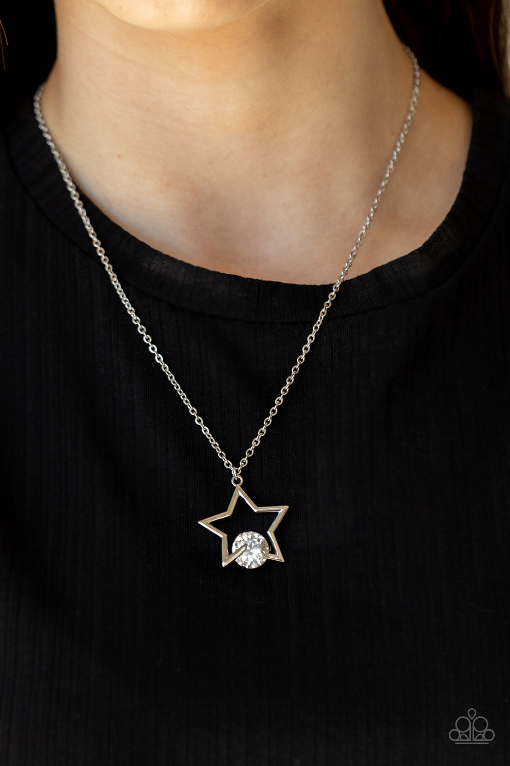 Paparazzi ♥ Starry Fireworks - White ♥  Necklace